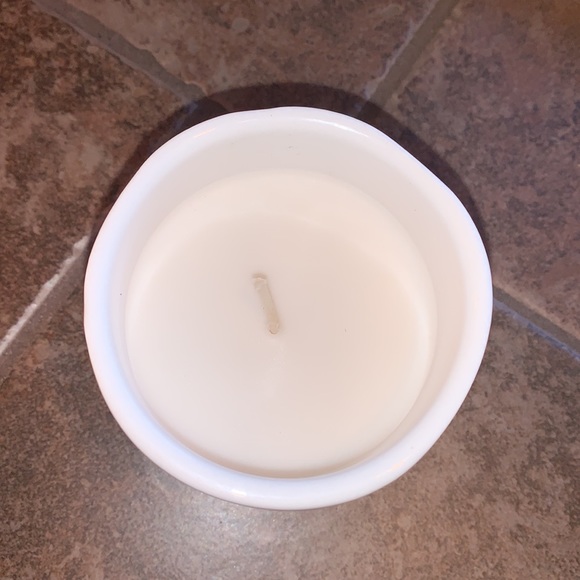 Rae Dunn “Boo” Gnome Candle - Picture 3 of 4